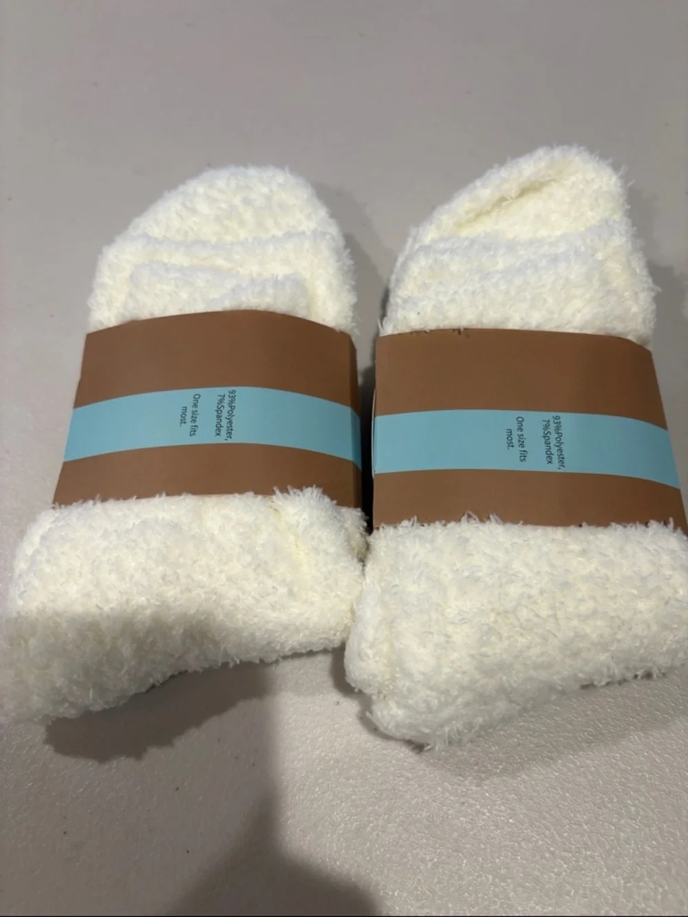 Balm Box - Set of 2 Cozy Socks - Cream Fleece. NWT